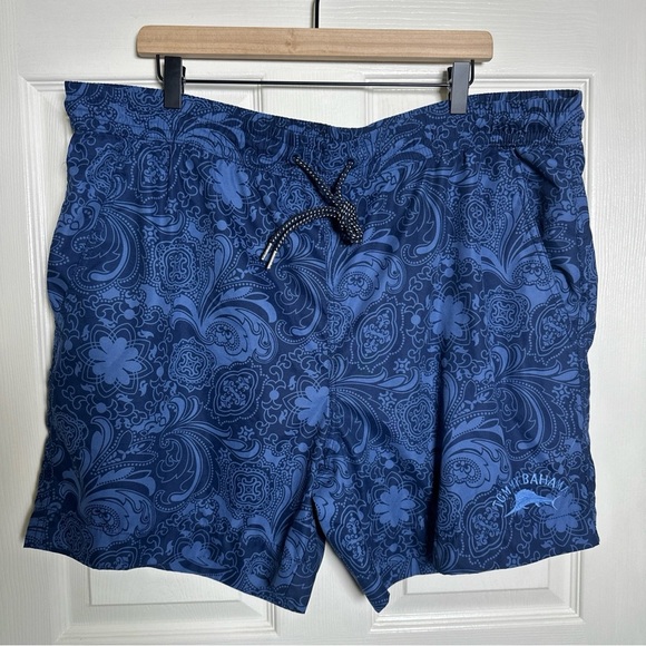 Tommy Bahama Relax Swim Trunks Size Large Mesh Lined paisley Print Blue Mens - Picture 1 of 12